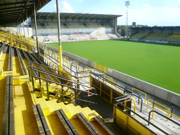 AsterX Group-f Arena Stade