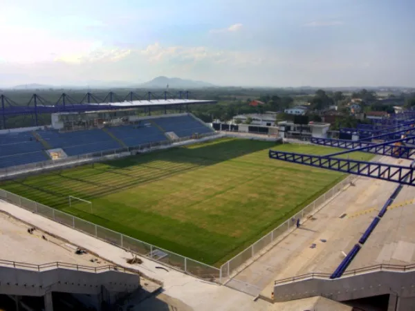 Estádio Claúdio Moacir de Azevedo Stade