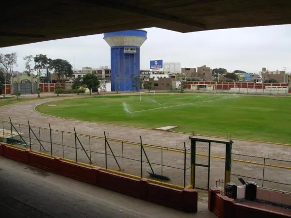 Estadio José Picasso Peratta Stade