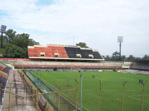 Estadio Marcelo Alberto Bielsa Stade