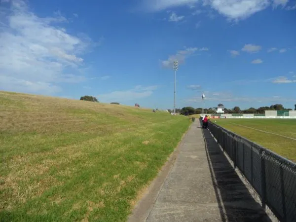Green Gully Reserve Stade