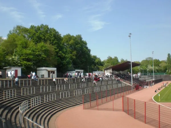 Hermann-Neuberger-Stadion Stade
