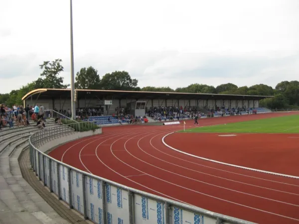 Jahnstadion Stade