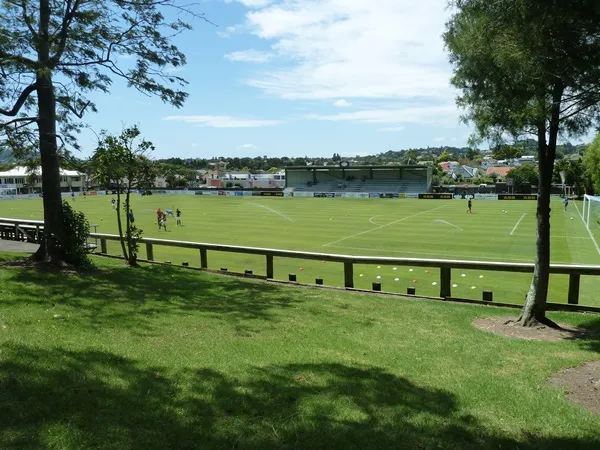 Kiwitea Street Stade