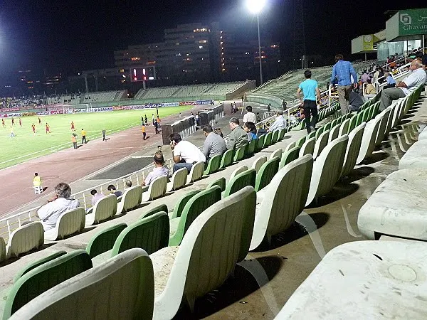 Shahid Dastgerdi Stadium Stade