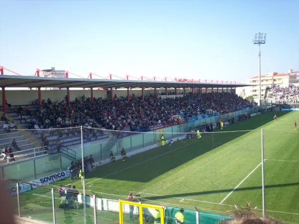 Stadio Ezio Scida Stade
