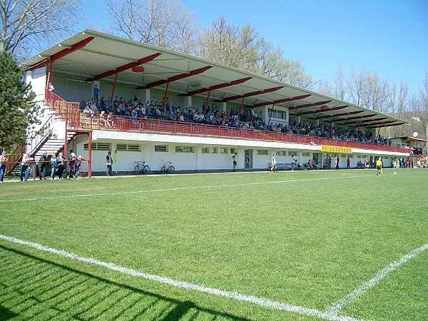 Stadion FC Elseremo Brumov Stade