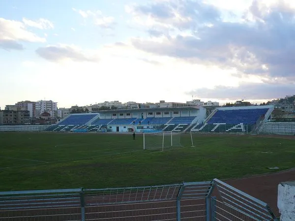 Stadiumi Niko Dovana Stade